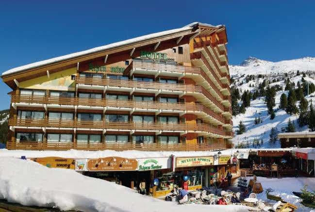 Chalet Le Yeti Villa Мерибел Екстериор снимка